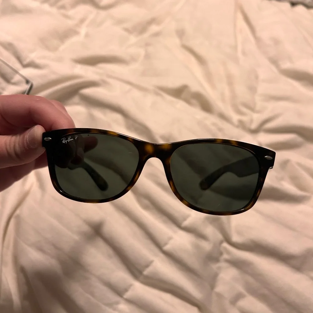 Ray-Ban Tortoise Shell sunglasses - Picture 11 of 14